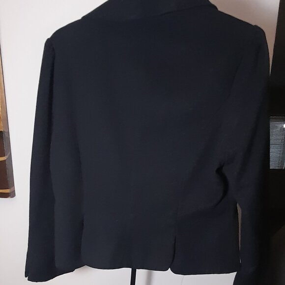 Black elbow sleeve Jacket - Picture 3 of 3
